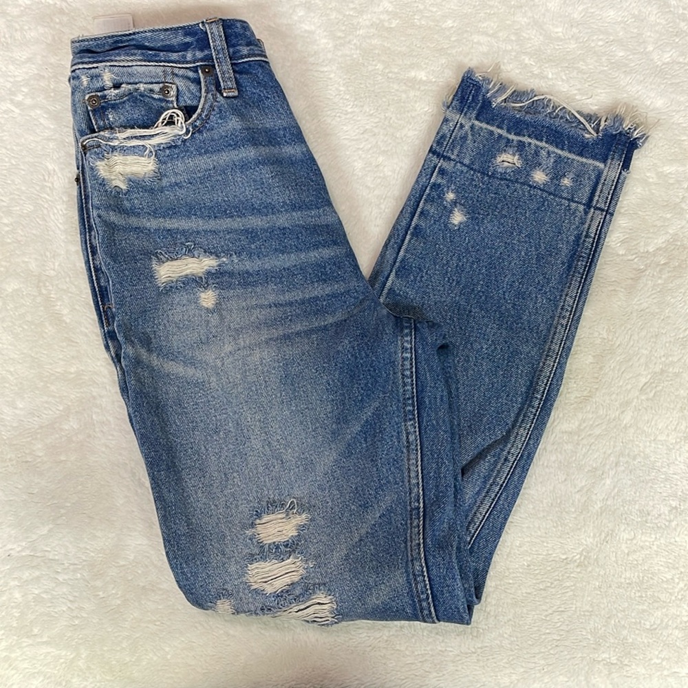 Abercrombie & Fitch Annie High Rise Girlfriend Jeans